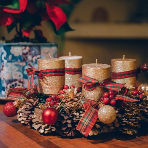 Weihnachts-DIY: Wie macht man einen Adventskranz?